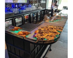 Барная стойка из смолы и слэбов-foto3