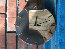 Часы из эпоксидной смолы -foto2