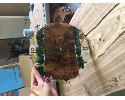 Часы из эпоксидной смолы и цветов-foto2