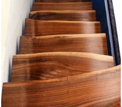 Лестницы из массива дерева