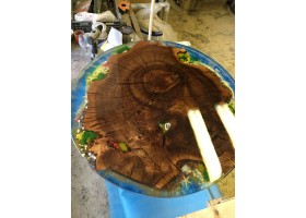 Круглый стол река из эпоксидной смолы-foto7