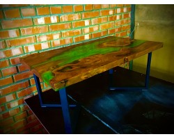 Журнальный эпоксидный стол река из слэбов -foto7