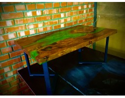 Журнальный эпоксидный стол река из слэбов -foto7