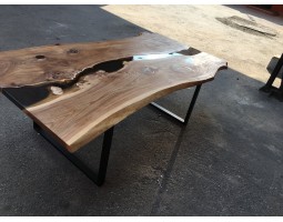 Стол река черного цвета с рекой-foto2