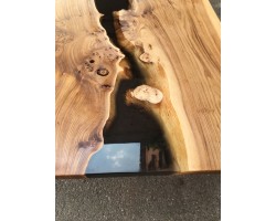 Стол река черного цвета с рекой-foto5